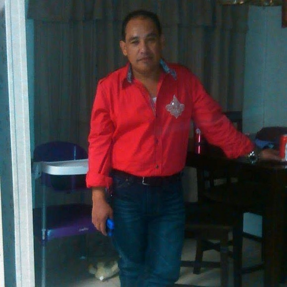 Meet your Posher, Rafael - Picture 1 of 1